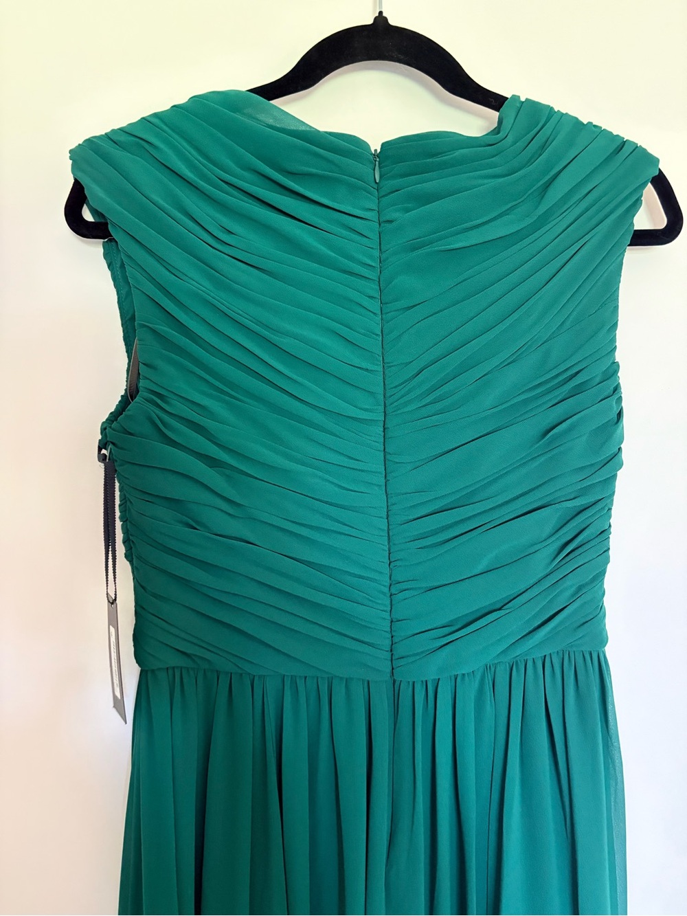 Vera Wang Emerald Green Ruched V-Neck Sleeveless Chiffon Gown NWT Dress - Picture 7 of 14